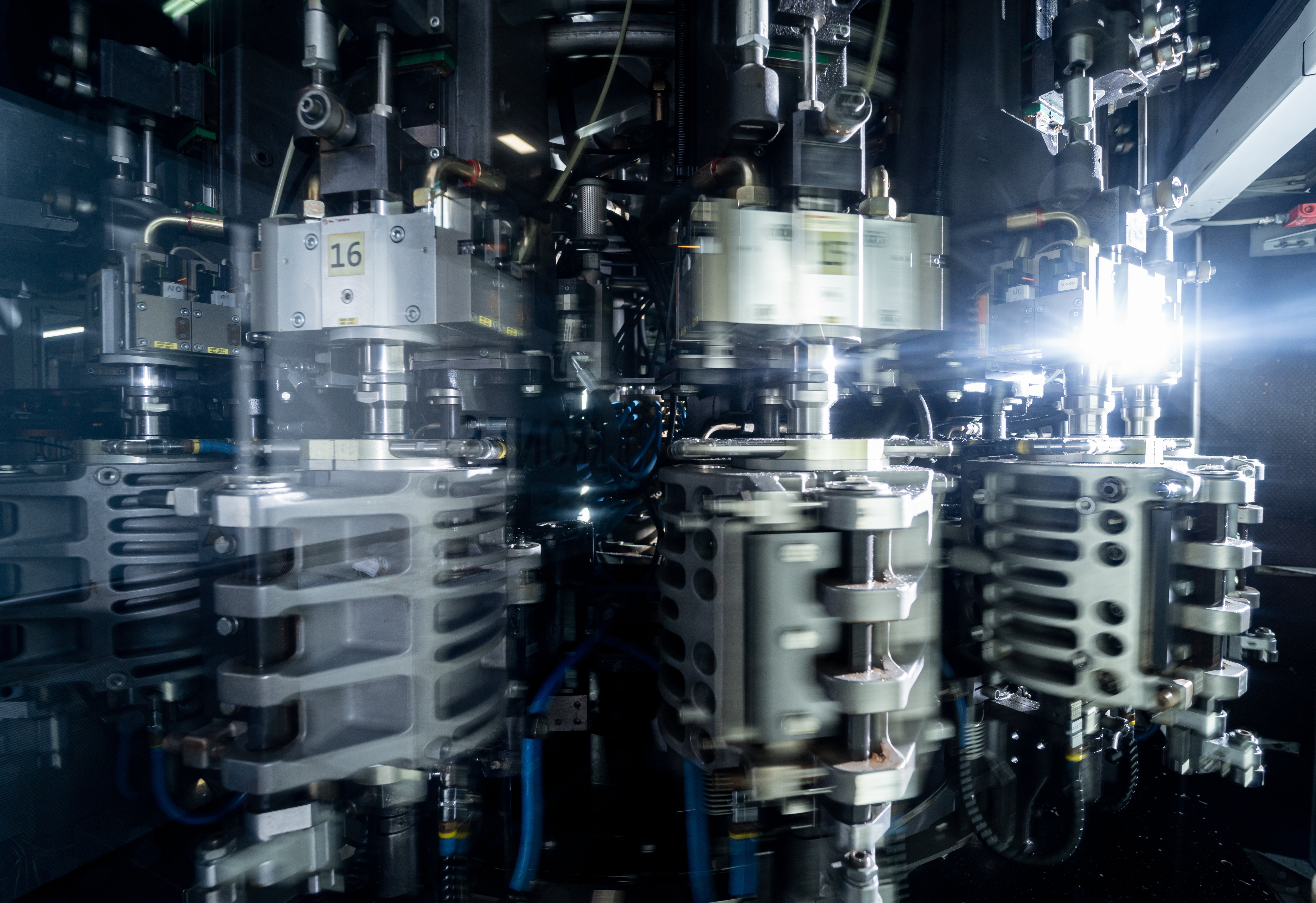 Automated filling machine