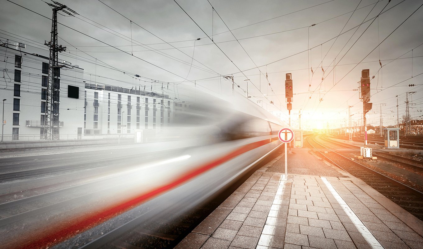 Highspeed moving train